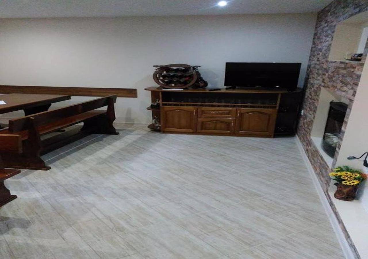 Къща За Гости Демика Sapareva Banya Ngoại thất bức ảnh
